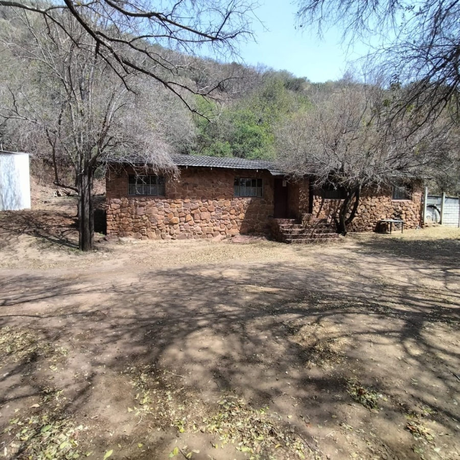 Commercial Property for Sale in Zoutpansdrift North West
